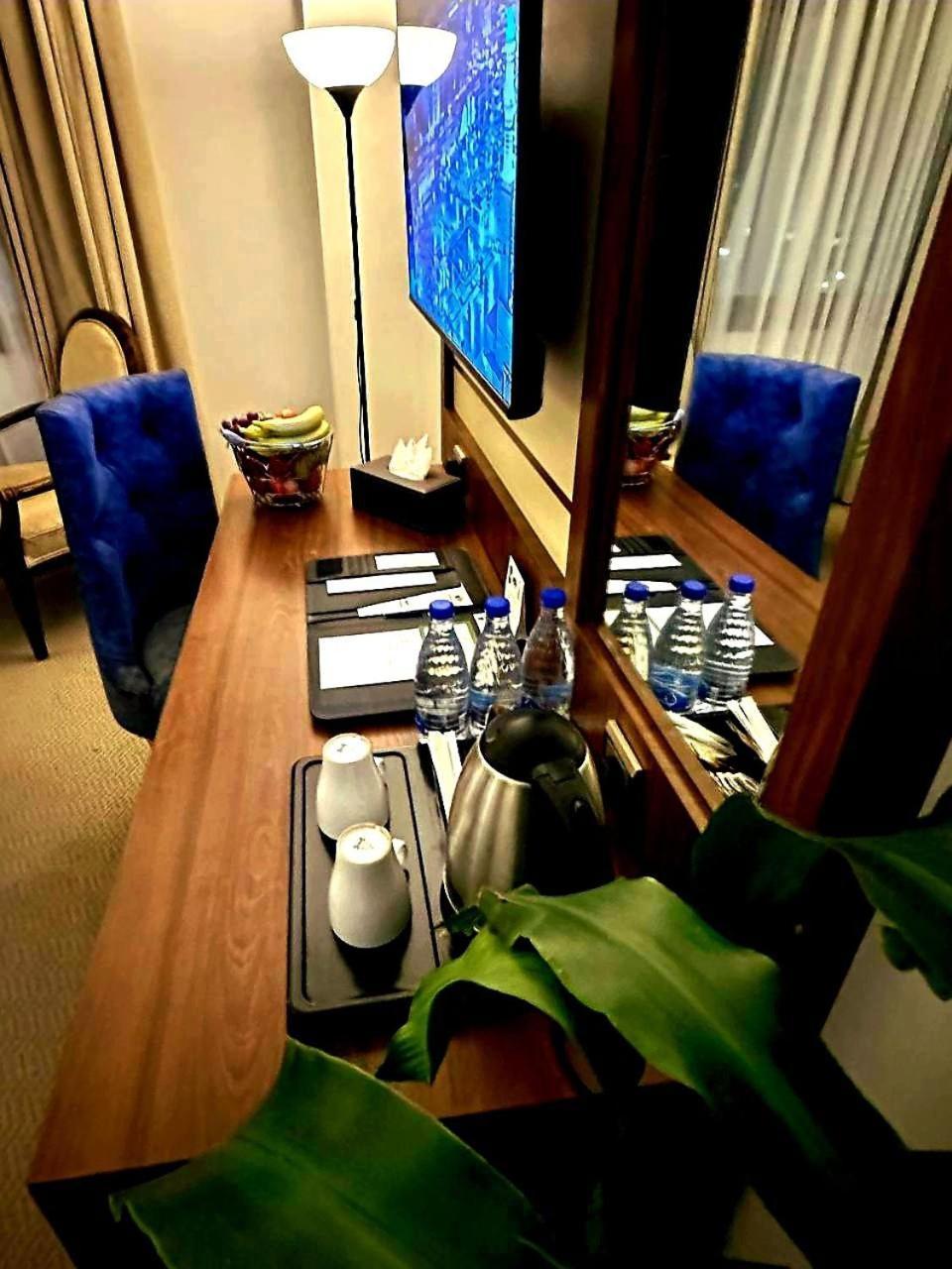 One Inn Hotel Medyna Zewnętrze zdjęcie