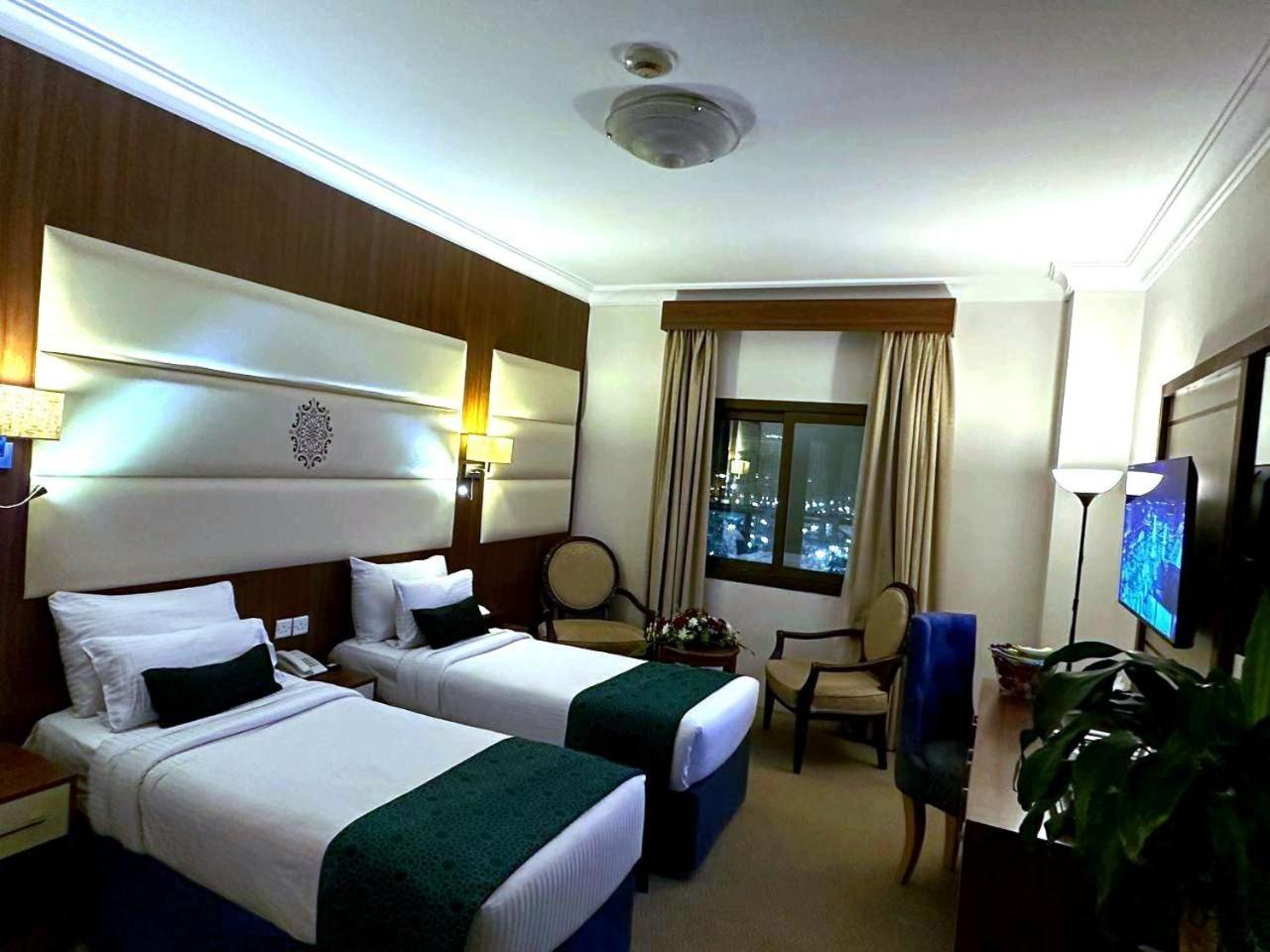 One Inn Hotel Medyna Zewnętrze zdjęcie